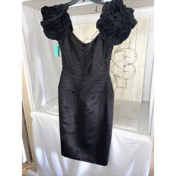 Tadaski Dresses & Skirts - Tadaski Black Crepe  Puff Sleeves Formal Knee Length Dress Size 10 NWT Excellent